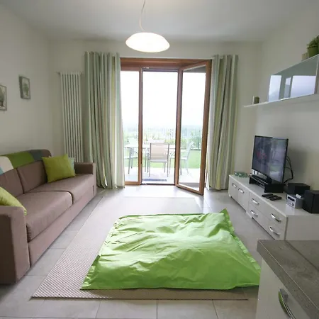 The Garden Flat Apartment Gera Lario