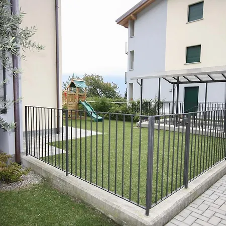 The Garden Flat Apartment Gera Lario